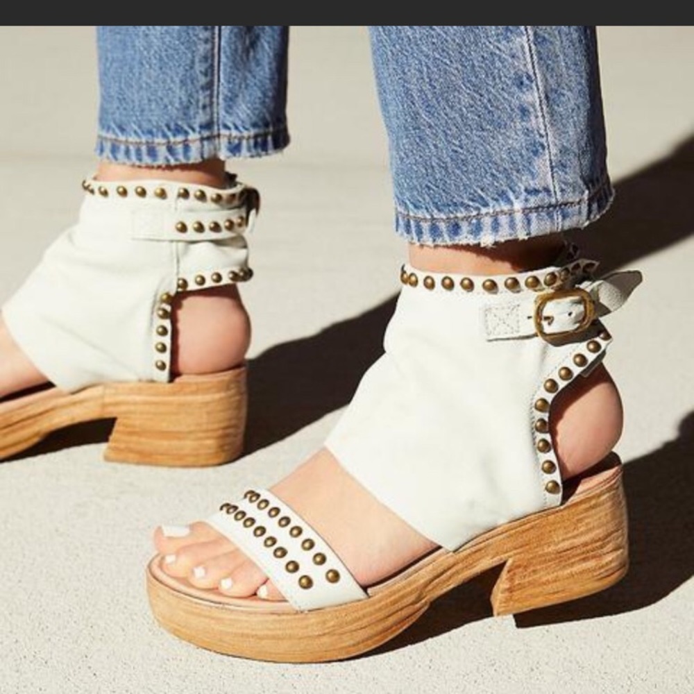 🆕 A.s. 98  studded leather boho gypsy sandal